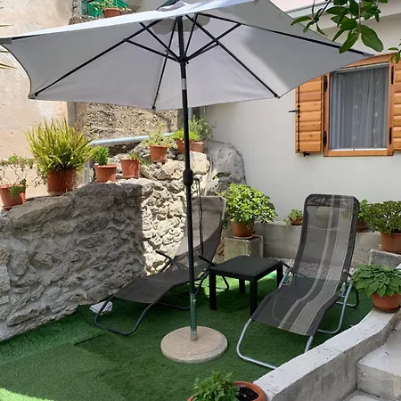 Romana Apartmán